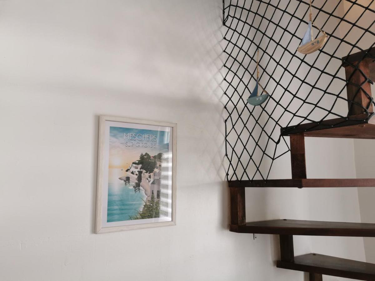 Charmant Appartement Dans Centre Meschers/Gironde Exterior foto